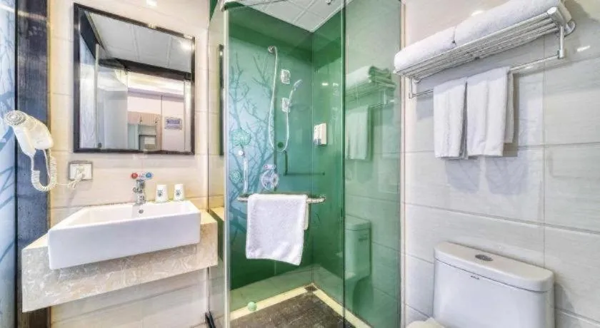 Vatica ShangHai Pudong Airport Disney Huaxia(E) Road Metro Station Hotel .