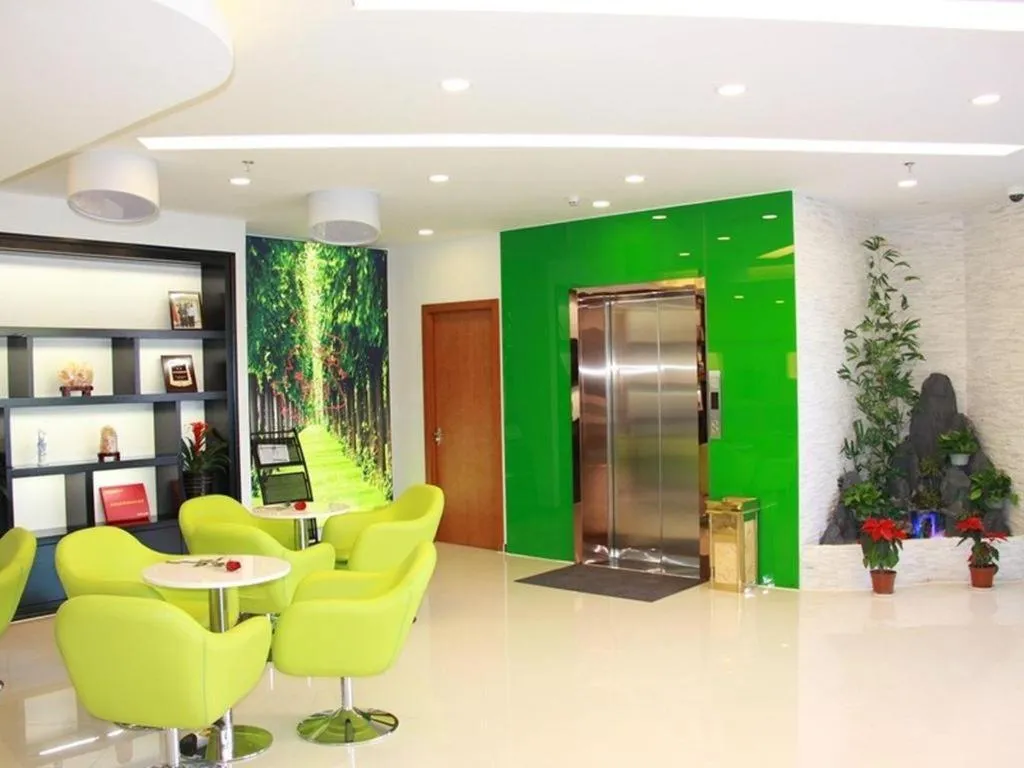 Vatica ShangHai Pudong Airport Disney Huaxia(E) Road Metro Station Hotel .