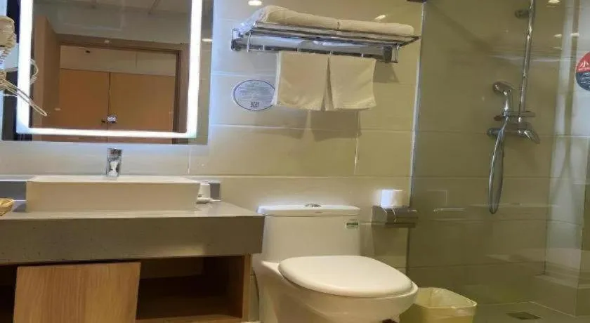 GreenTree Inn Nanjing Dachang Getang Metro Station Express Hotel