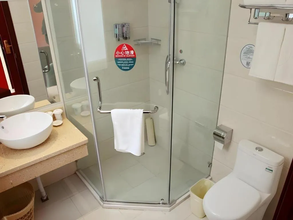 GreenTree Inn Nanjing Dachang Getang Metro Station Express Hotel