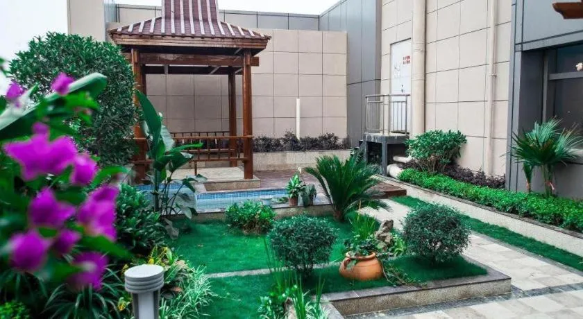 Chengdu Charming Yard Nature Nook Hotel