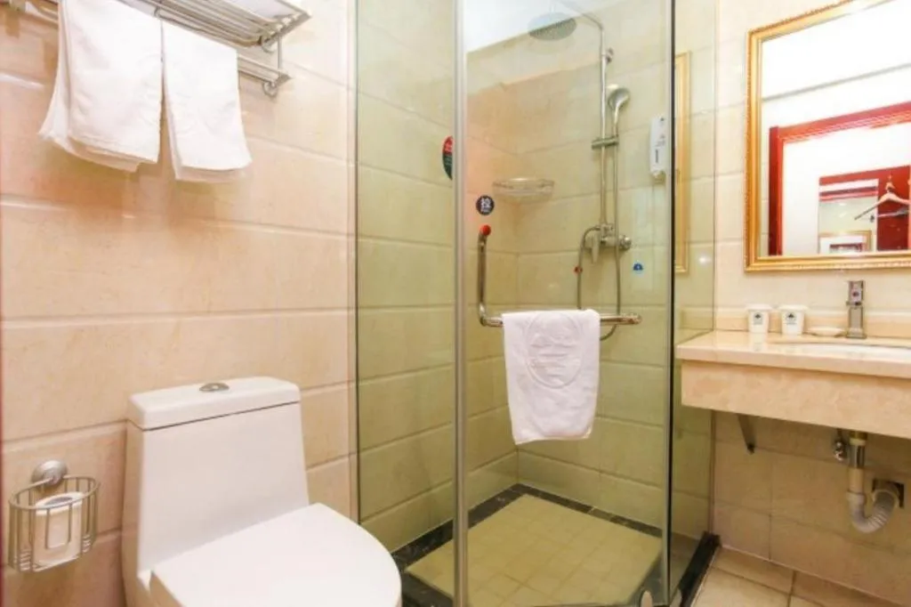 GreenTree Inn JiangSu Wuxi Jiangyin City QinGYAng Town Fuqian Road Express Hotel