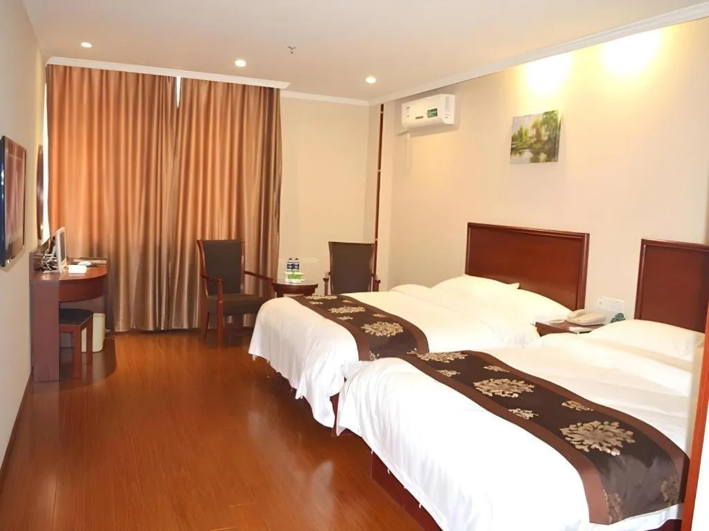 Bed in GreenTree Inn Hefei Feidong Guiwang Road Luzhou Medical School Business Hotel