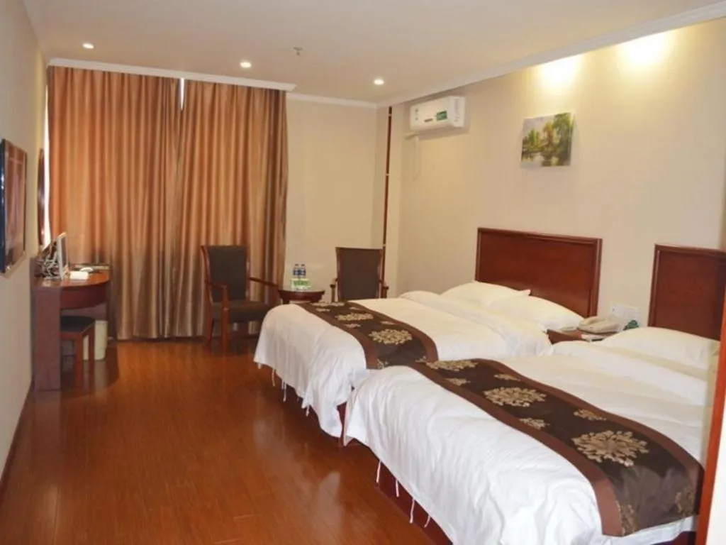Bed in GreenTree Inn Hefei Feidong Guiwang Road Luzhou Medical School Business Hotel