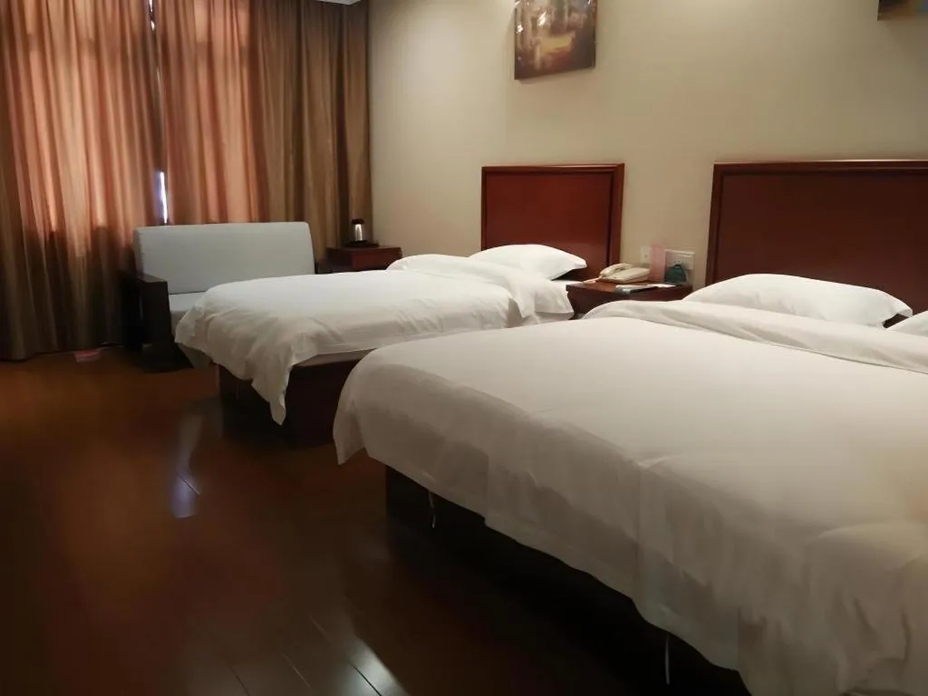 Bed in GreenTree Inn Hefei Feidong Guiwang Road Luzhou Medical School Business Hotel