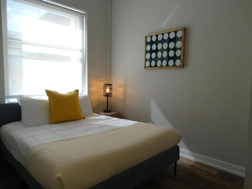 Bed in The Chicago Hotel Collection Millennium Park