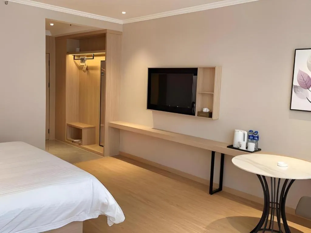 Bed in GreenTree Inn Chizhou Pingtian Lake Qingfeng Avenue Business Hotel