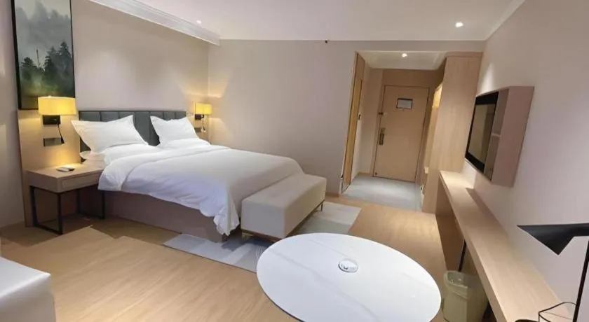 Bed in GreenTree Inn Chizhou Pingtian Lake Qingfeng Avenue Business Hotel