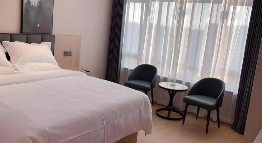 Bed in GreenTree Inn Chizhou Pingtian Lake Qingfeng Avenue Business Hotel