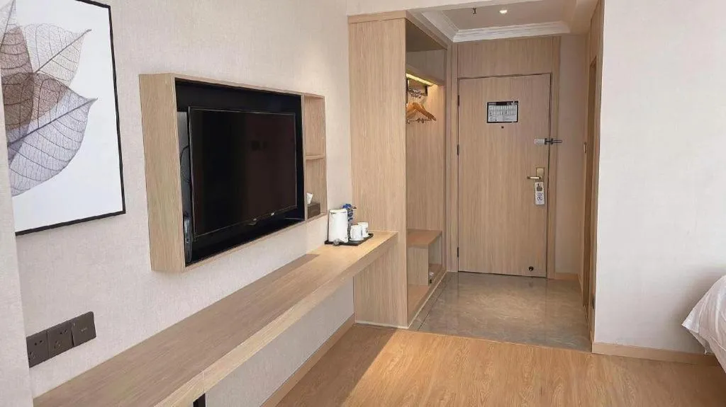 Bed in GreenTree Inn Chizhou Pingtian Lake Qingfeng Avenue Business Hotel