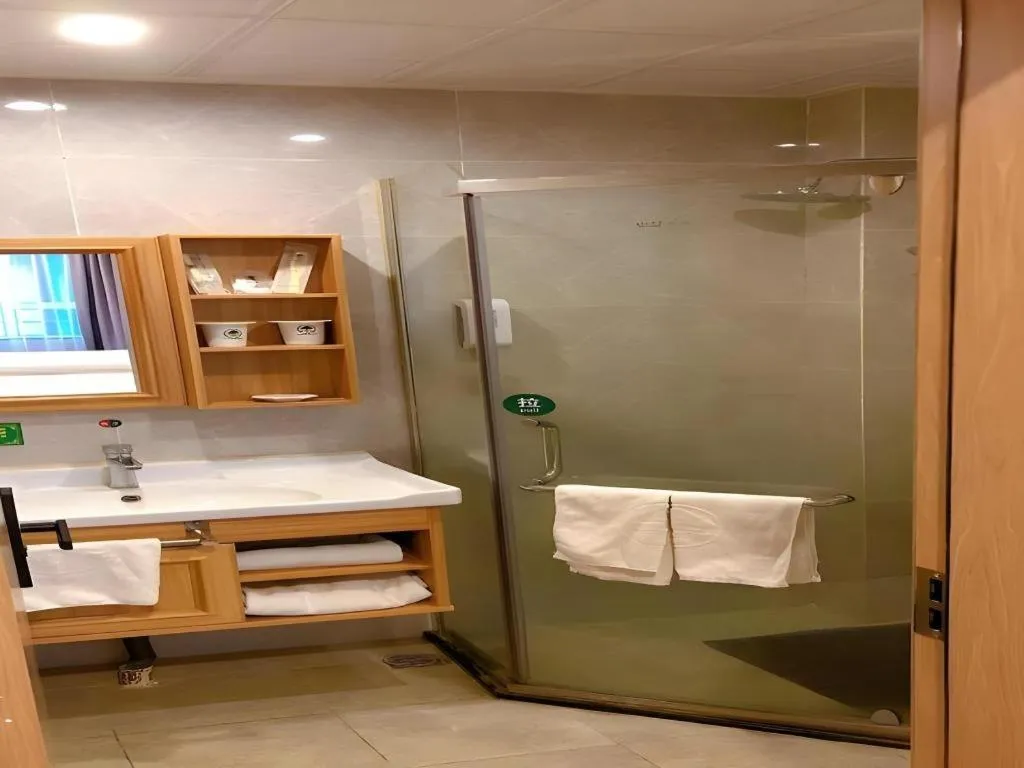 GreenTree Inn Yangzhou Slender West Lake Wencheng Attic Express Hotel