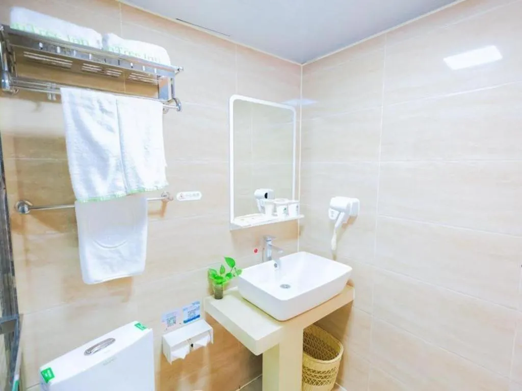 GreenTree Inn Shanghai Guangxin Road Tongji Hospital Express Hotel