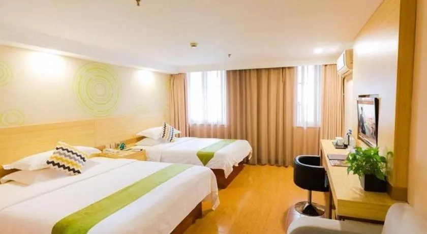 Bed in GreenTree Inn Shanghai Guangxin Road Tongji Hospital Express Hotel