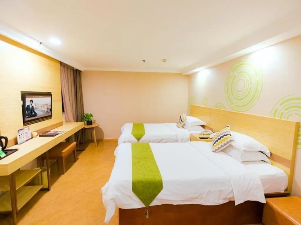 Bed in GreenTree Inn Shanghai Guangxin Road Tongji Hospital Express Hotel