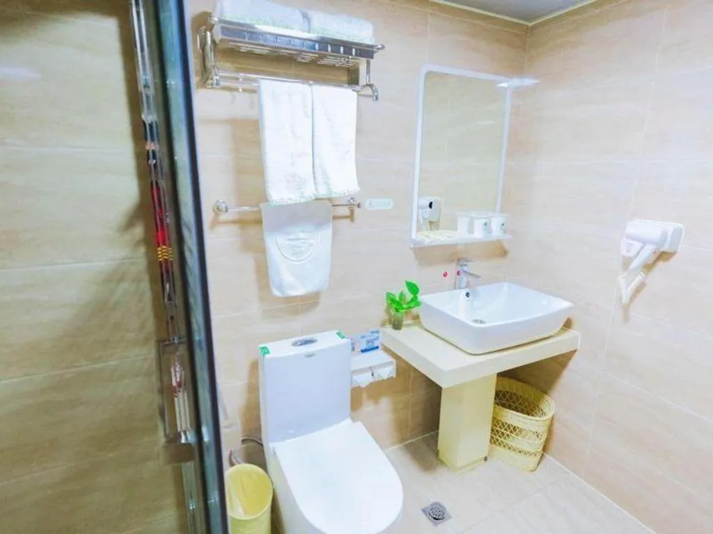 GreenTree Inn Shanghai Guangxin Road Tongji Hospital Express Hotel