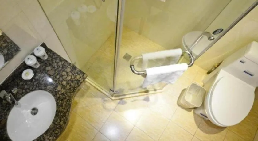 GreenTree Inn LangFang GuanGYAng District High-speed Railway Station Business Hotel