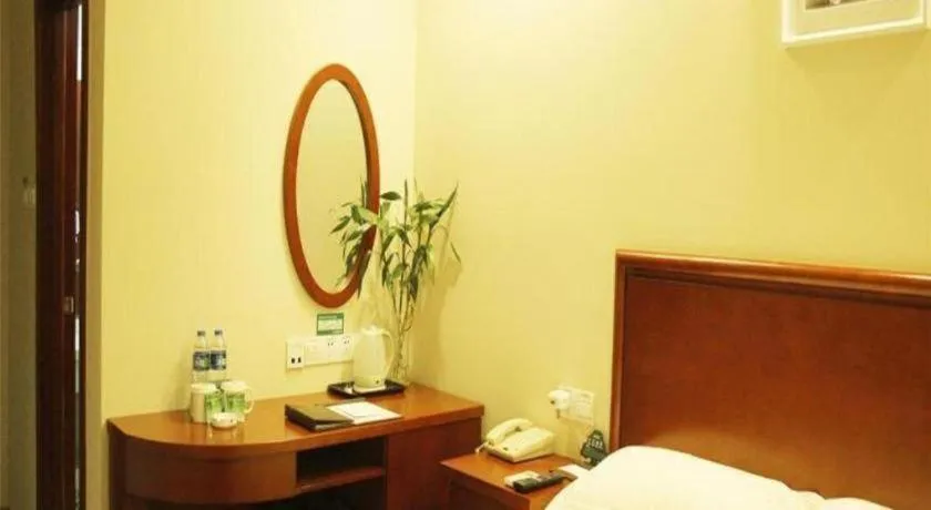 GreenTree Inn LangFang GuanGYAng District High-speed Railway Station Business Hotel