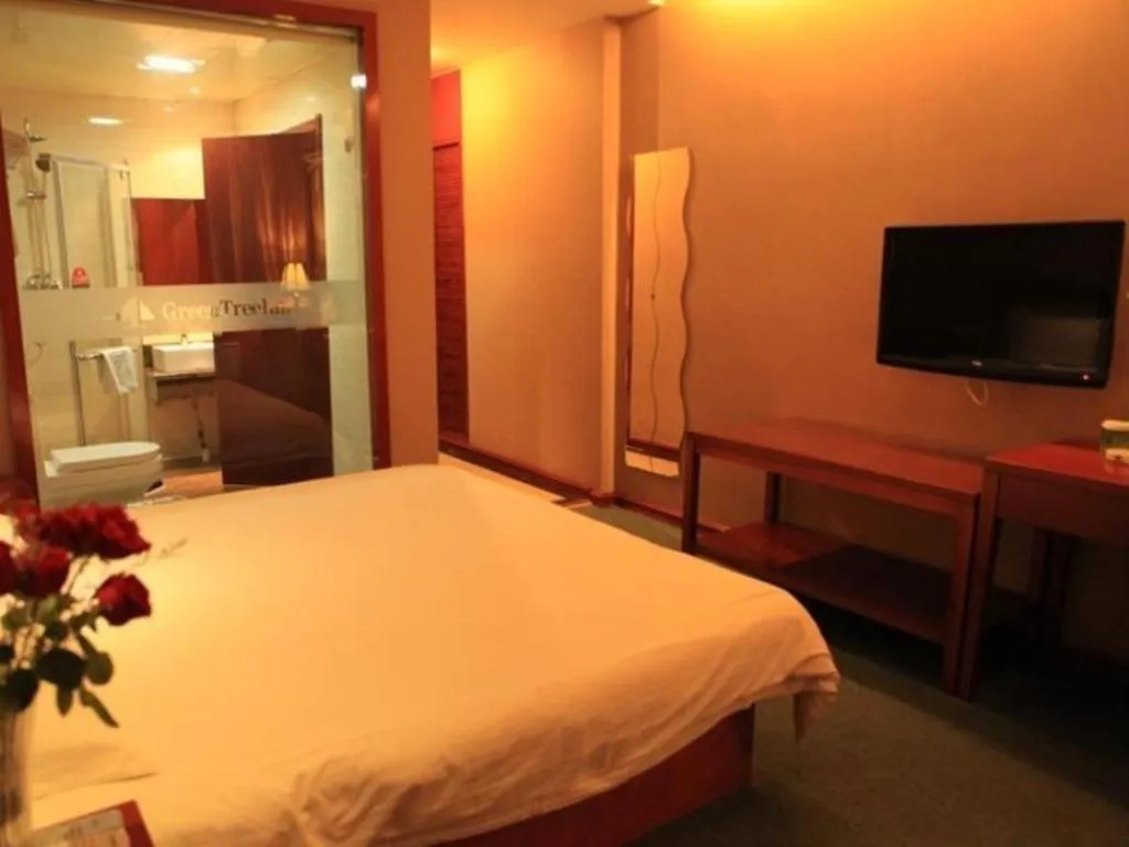 Bed in GreenTree Inn Lanzhou Yantan Road Express Hotel