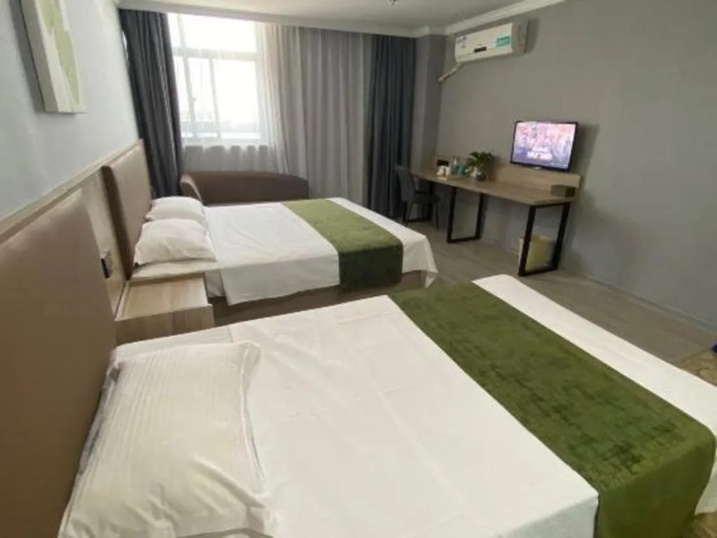 Bed in GreenTree Inn Wuhu Fangte Second Phase Nanxiang Wanshang Express Hotel