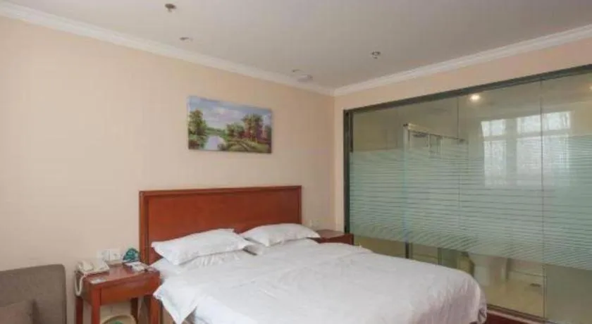 Bed in GreenTree Inn Wuhu Fangte Second Phase Nanxiang Wanshang Express Hotel