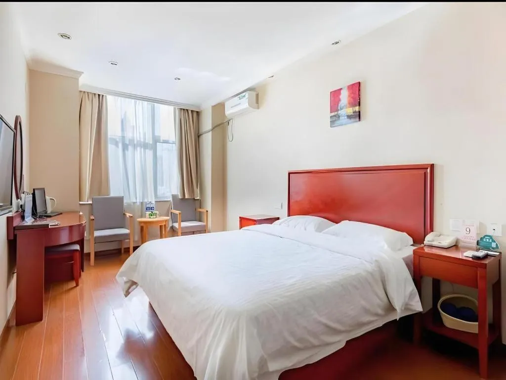 Bed in GreenTree Inn Langfang GuanGYAng District GuanGYAng Road City Government Express Hotel