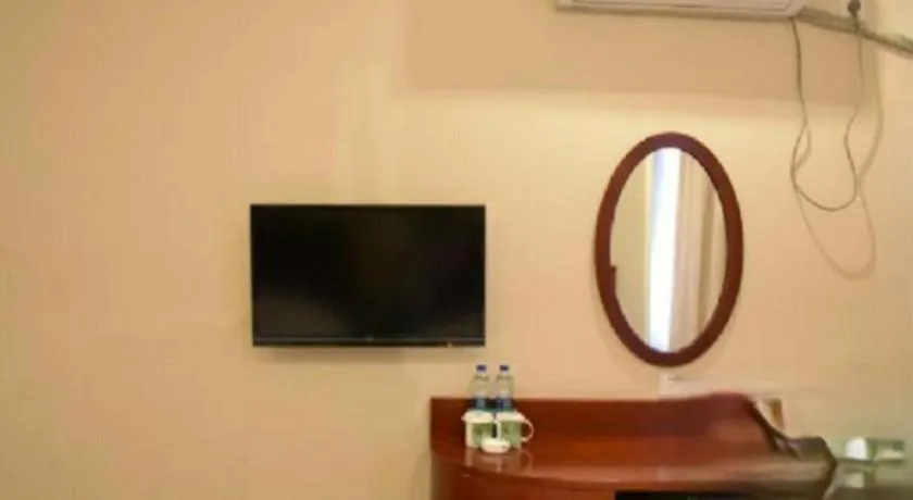 GreenTree Inn Langfang GuanGYAng District GuanGYAng Road City Government Express Hotel