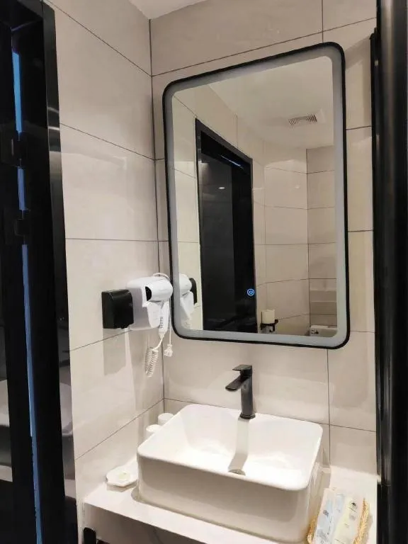 GreenTree Inn Langfang GuanGYAng District GuanGYAng Road City Government Express Hotel