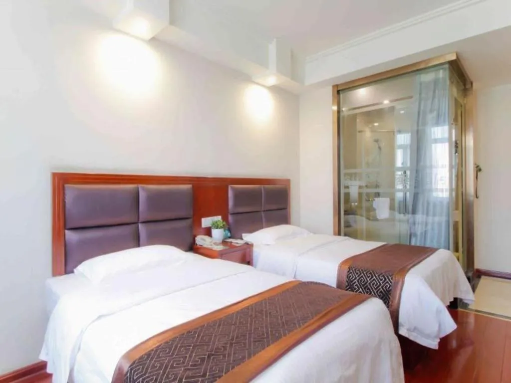 Bed in GreenTree Inn HeFei LongChuan Road South Hefei Railway Station Business Hotel