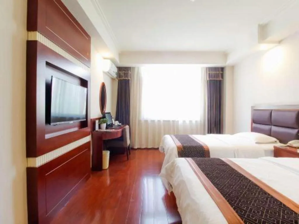 Bed in GreenTree Inn HeFei LongChuan Road South Hefei Railway Station Business Hotel