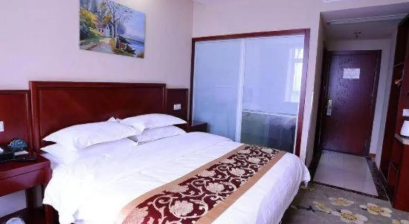Bed in GreenTree Inn Shanghai Jiading Newtown MaLu Subway Station Business Hotel