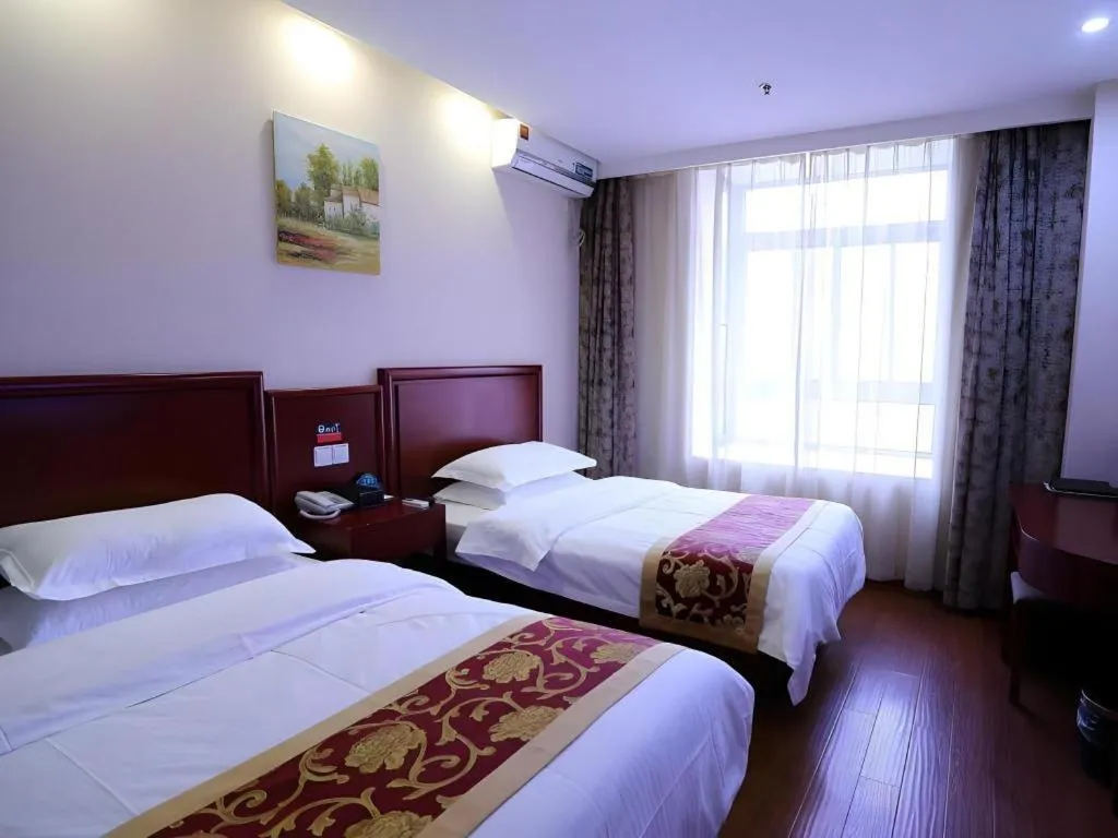 Bed in GreenTree Inn Shanghai Jiading Newtown MaLu Subway Station Business Hotel