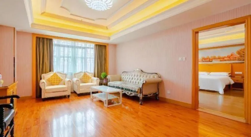 Bed in Vienna International Hotel Lhasa Potala Palace