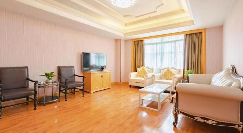 Vienna International Hotel Lhasa Potala Palace