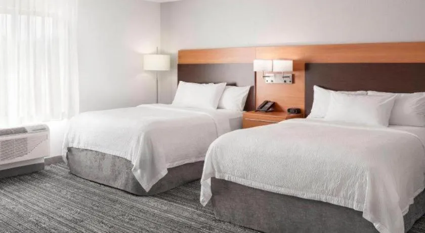 Bed in TownePlace Suites by Marriott Bangor