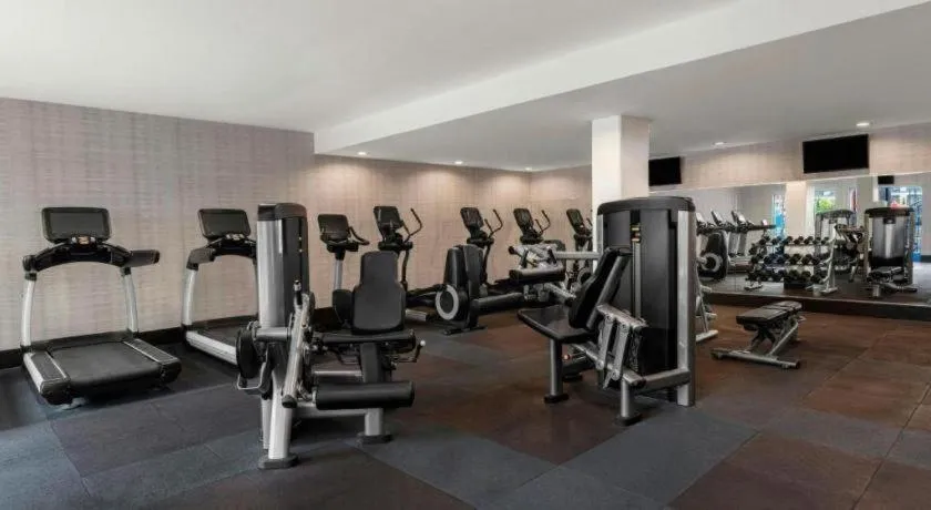 Courtyard by Marriott Anaheim Theme Park Entrance