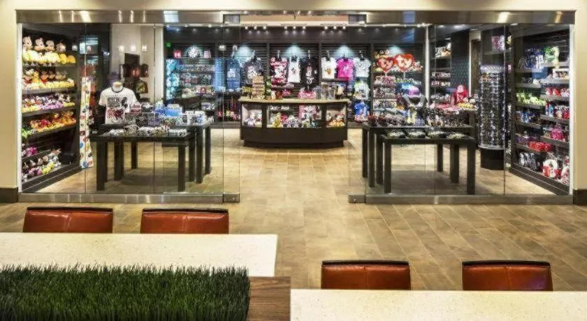 Courtyard by Marriott Anaheim Theme Park Entrance