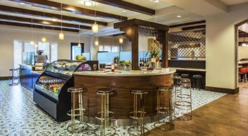 Courtyard by Marriott Anaheim Theme Park Entrance