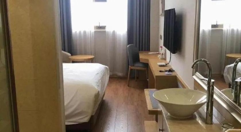 Bed in Vienna Jiangsu Wuxi Railway Station -Domestic Guest