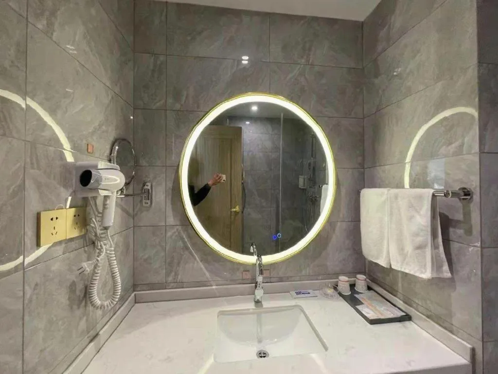 Vienna Jiangsu Wuxi Railway Station -Domestic Guest