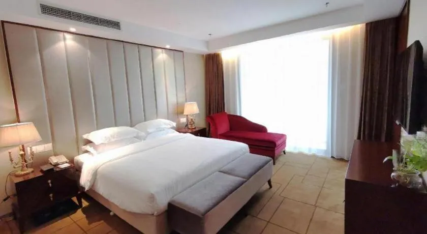 Bed in Jinjiang Metropolo Shanghai Minhang