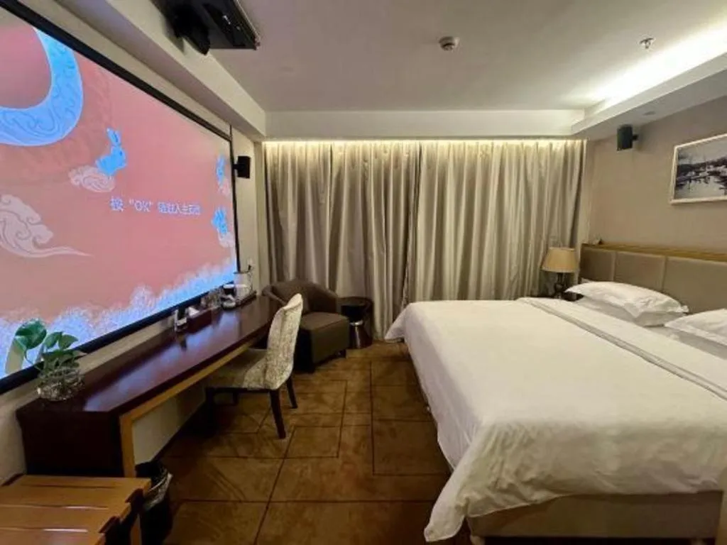 Bed in Jinjiang Metropolo Shanghai Minhang