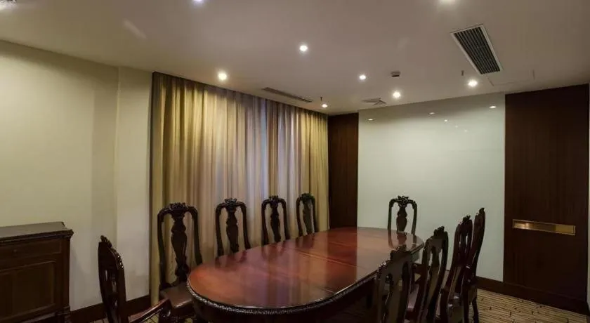 Jinjiang Metropolo Shanghai Minhang