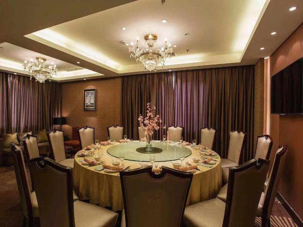 Jinjiang Metropolo Shanghai Minhang