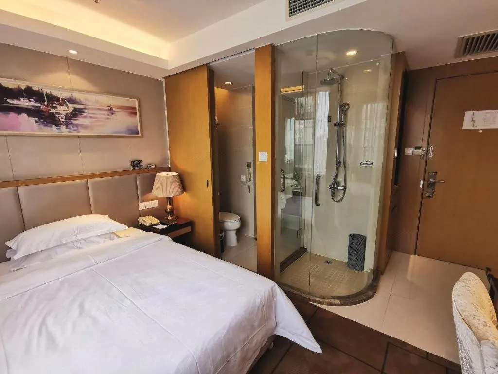 Bed in Jinjiang Metropolo Shanghai Minhang