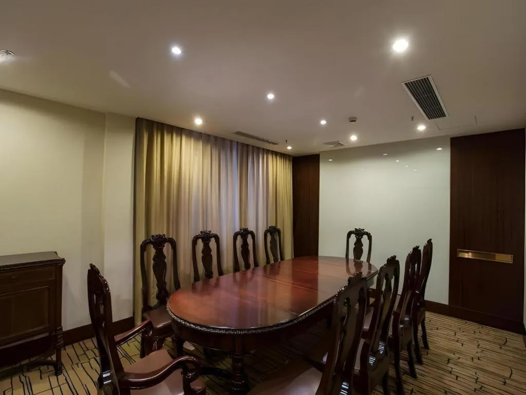 Jinjiang Metropolo Shanghai Minhang