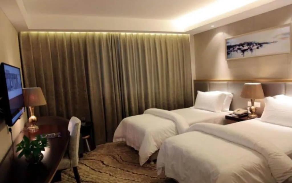 Bed in Jinjiang Metropolo Shanghai Minhang