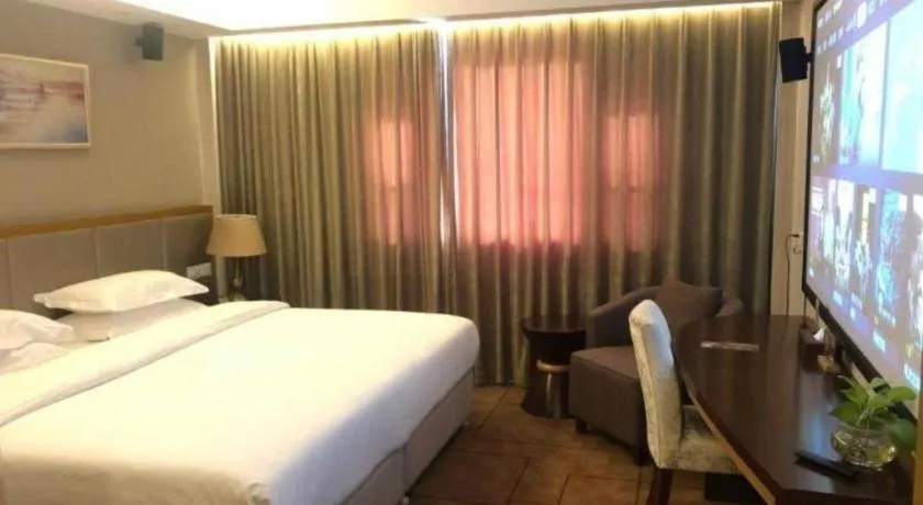 Bed in Jinjiang Metropolo Shanghai Minhang