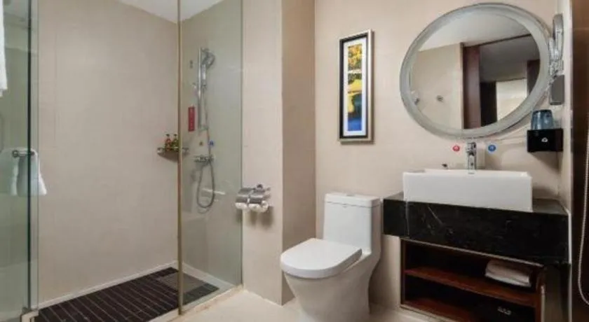 Echeng Hotel Wuhan Optics Valley Square Yangjiawan Metro Station