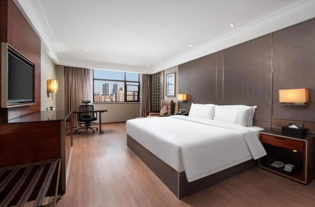 Bed in Echeng Hotel Wuhan Optics Valley Square Yangjiawan Metro Station