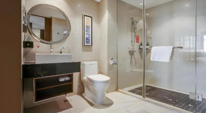 Echeng Hotel Wuhan Optics Valley Square Yangjiawan Metro Station